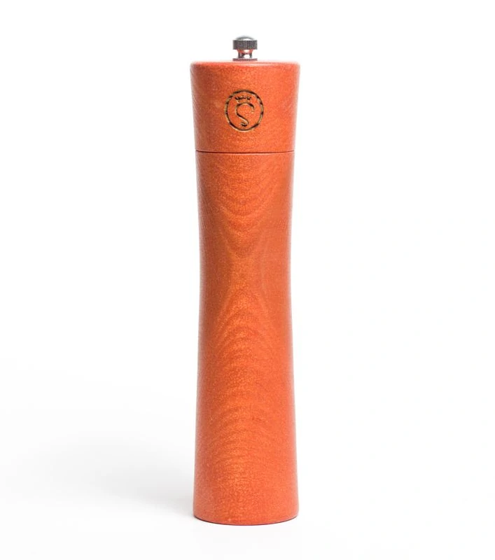 Dřevěný mlýnek s kampotským pepřem, cherry