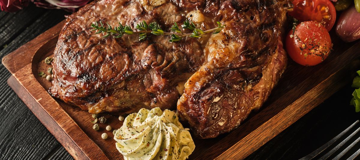 Steak s grilovacím máslem
