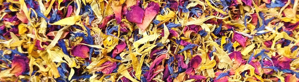 Směs jedlých květů na dorty